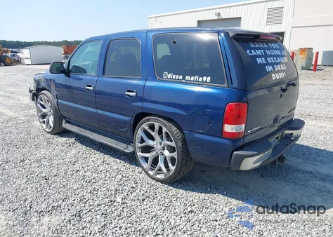2001 Chevrolet Tahoe Lt z USA, uszkodzony, nr VIN 1GNEC13T21R113039